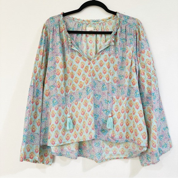 Anthropologie Lilka Sweetest Dreams Bell Sleeve Top Size Medium - Picture 3 of 9